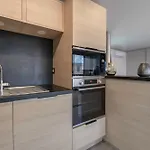 2 Adultes 4 Enfants - Piscine Et Jeux Chalet