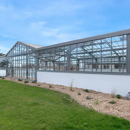 Chalet 2 Adultes 4 Enfants - Piscine Et Jeux *